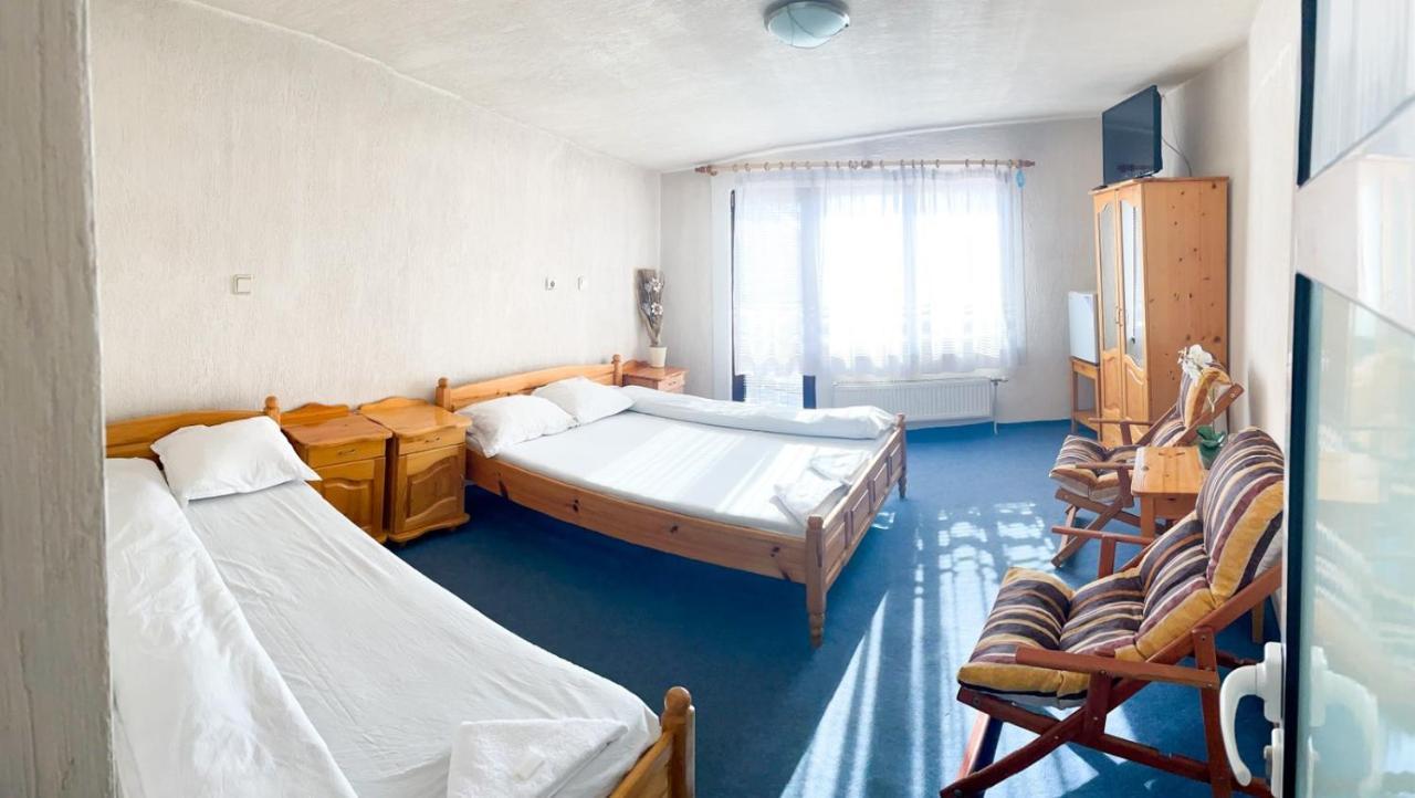 Къща За Гости С Механа Баджо Dospat Quarto foto